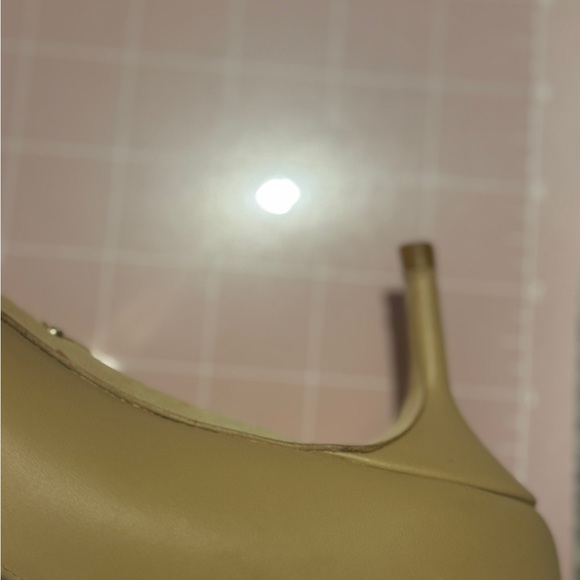 Sarah Flint Nude Kitten Heels - Picture 7 of 9